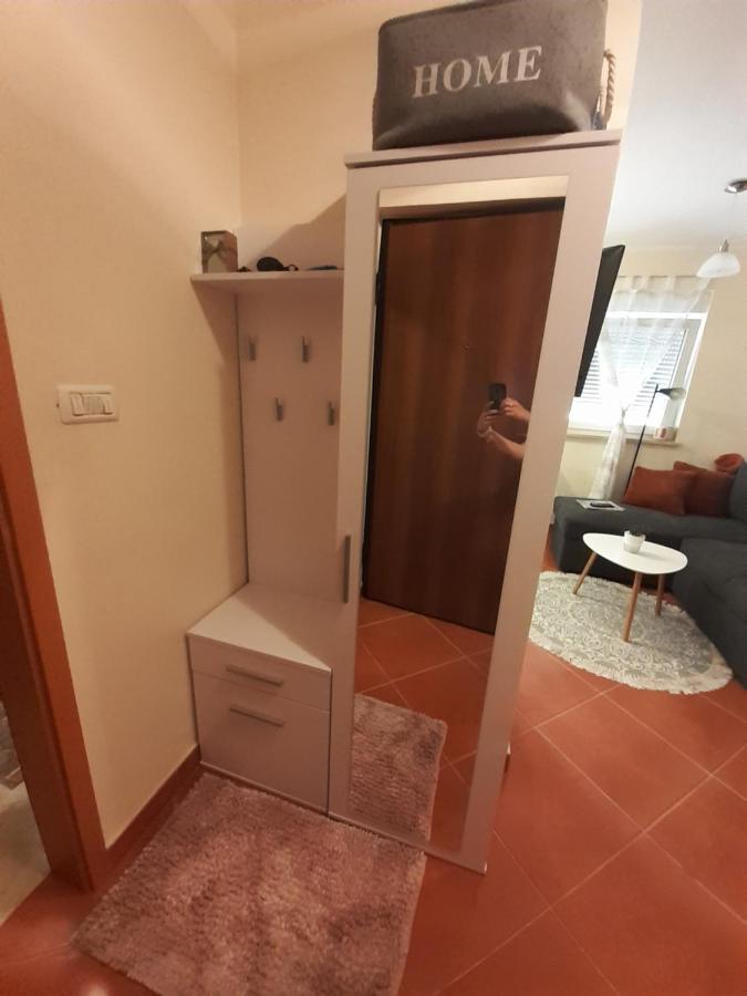 Lola Apartmani روفينج المظهر الخارجي الصورة